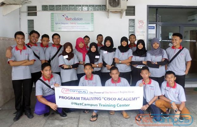 Training dan Sertifikasi