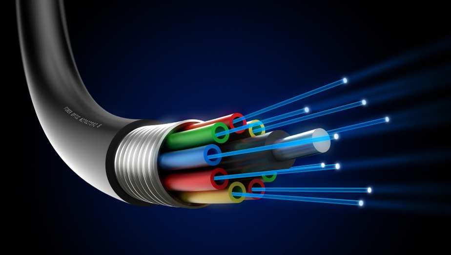 Konsep Fisika dalam Kabel Fiber Optik
